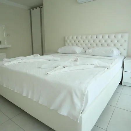 Apartment Orka Royal Hills